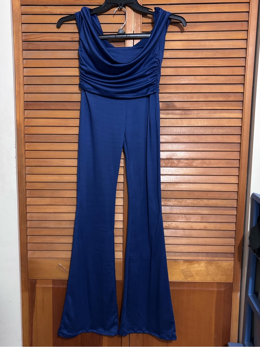 WinWin Navy Blue cowl neck loungewear